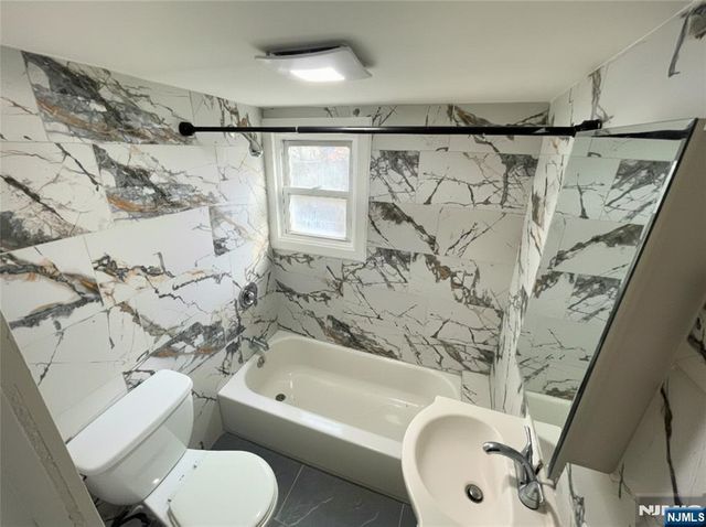 339 Howe Avenue 2, Passaic, NJ 07055