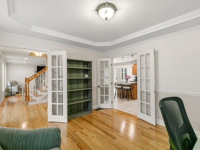 11 Tanager Way, Londonderry, NH 03053