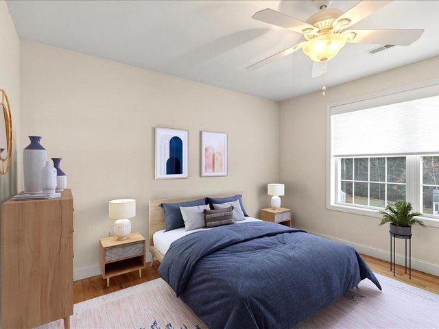 11 Tanager Way, Londonderry, NH 03053