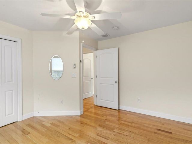 11 Tanager Way, Londonderry, NH 03053