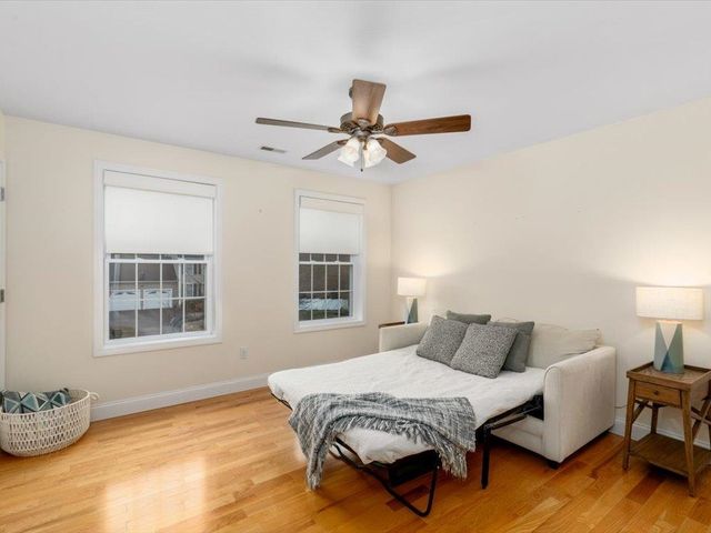 11 Tanager Way, Londonderry, NH 03053