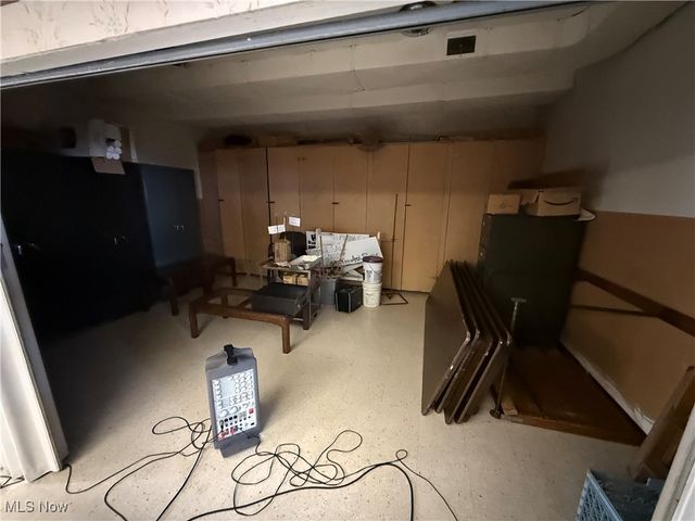 44 S Main Street, Hubbard, OH 44425