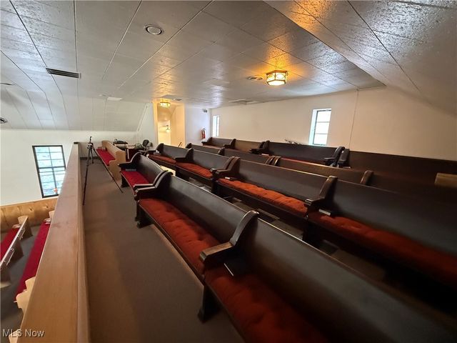 44 S Main Street, Hubbard, OH 44425