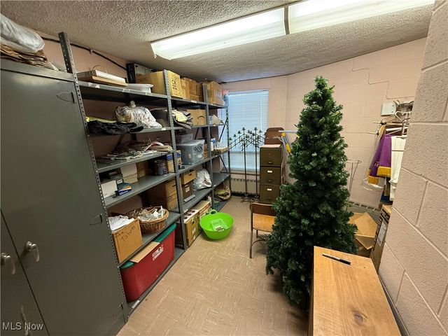 44 S Main Street, Hubbard, OH 44425