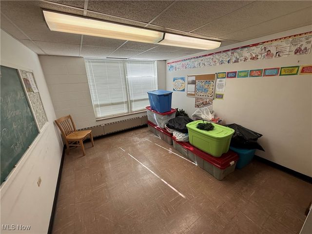 44 S Main Street, Hubbard, OH 44425