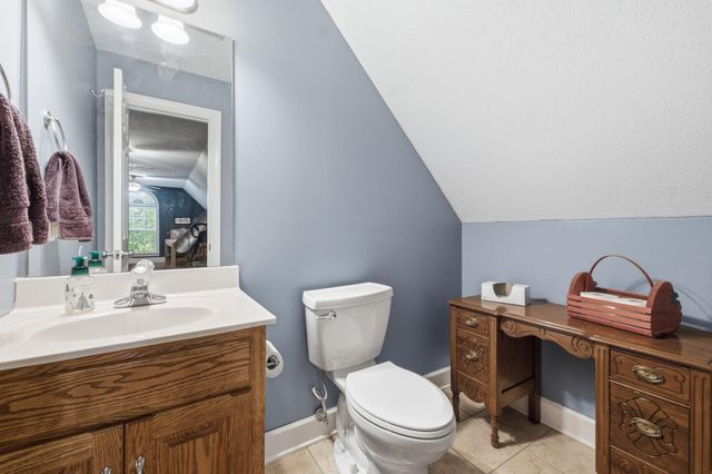 8644 Wading Branch Court, Ooltewah, TN 37363