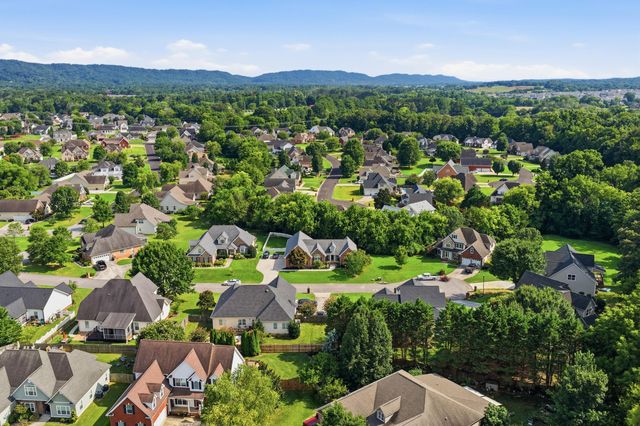 8644 Wading Branch Court, Ooltewah, TN 37363