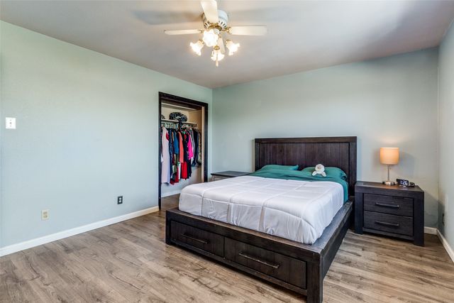 7931 Royal Lane 215, Dallas, TX 75230