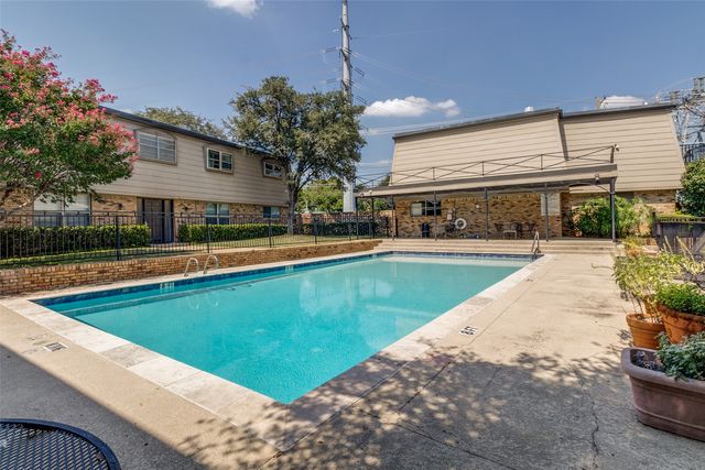 7931 Royal Lane 215, Dallas, TX 75230