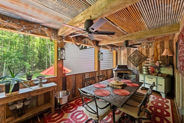 129 Long Branch Ct, Jamestown, TN 38556