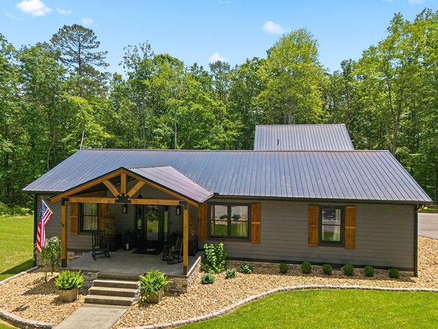 129 Long Branch Ct, Jamestown, TN 38556