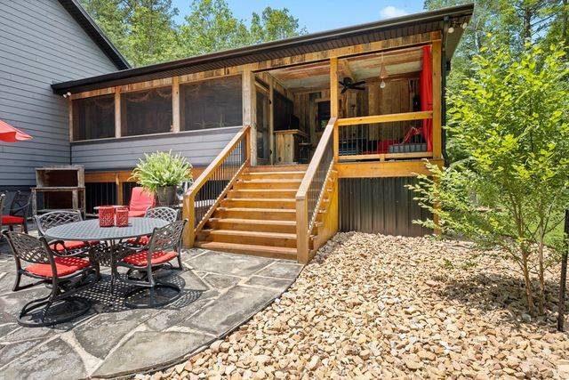 129 Long Branch Ct, Jamestown, TN 38556