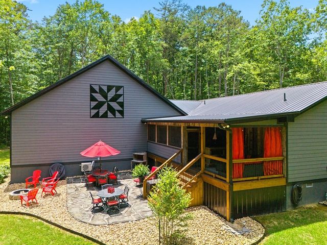 129 Long Branch Ct, Jamestown, TN 38556