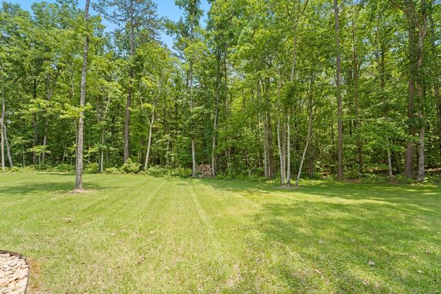 129 Long Branch Ct, Jamestown, TN 38556