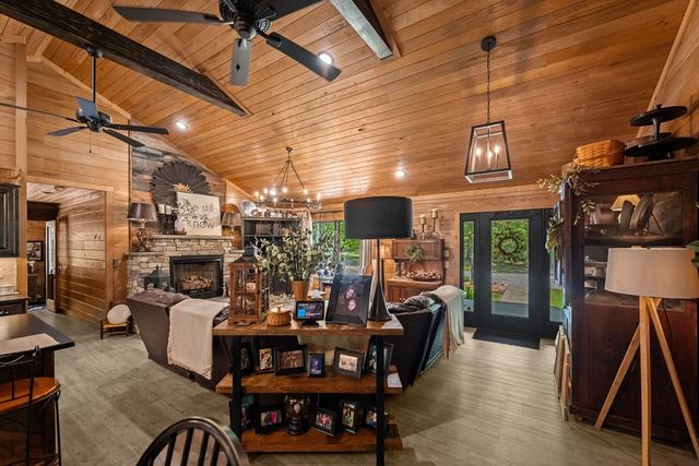 129 Long Branch Ct, Jamestown, TN 38556