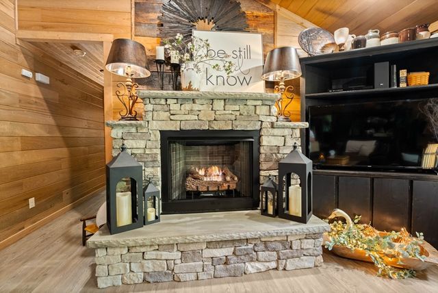129 Long Branch Ct, Jamestown, TN 38556