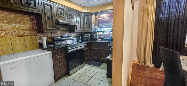 7247 BRADFORD RD, Upper Darby, PA 19082