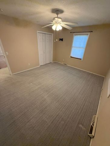 203 N Ellen Street, Nixa, MO 65714