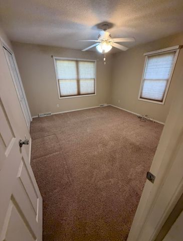 203 N Ellen Street, Nixa, MO 65714