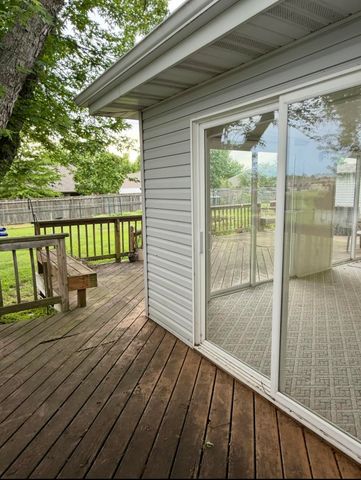 203 N Ellen Street, Nixa, MO 65714