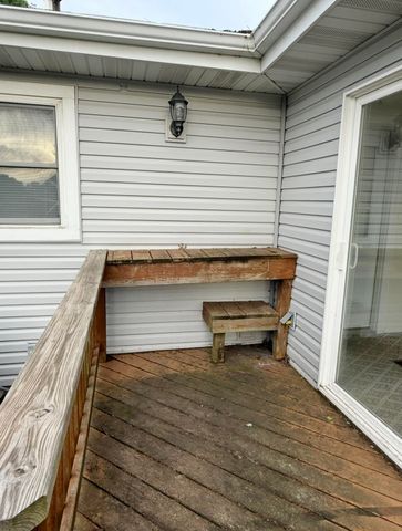 203 N Ellen Street, Nixa, MO 65714