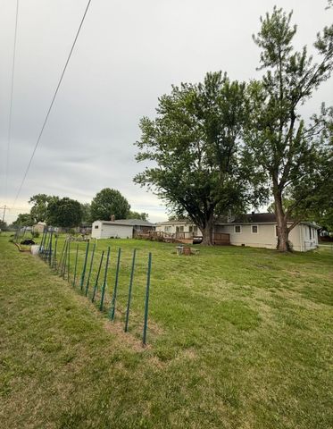 203 N Ellen Street, Nixa, MO 65714