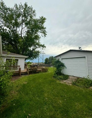 203 N Ellen Street, Nixa, MO 65714