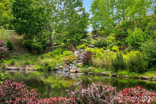 750 Silver Springs Drive W 43, Banner Elk, NC 28604