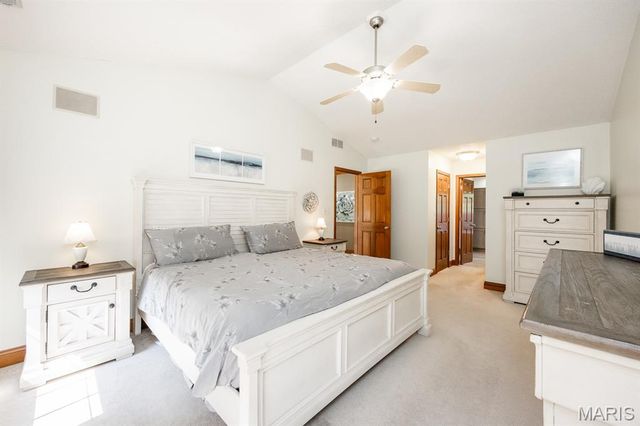132 Callaway Court, O'fallon, IL 62269