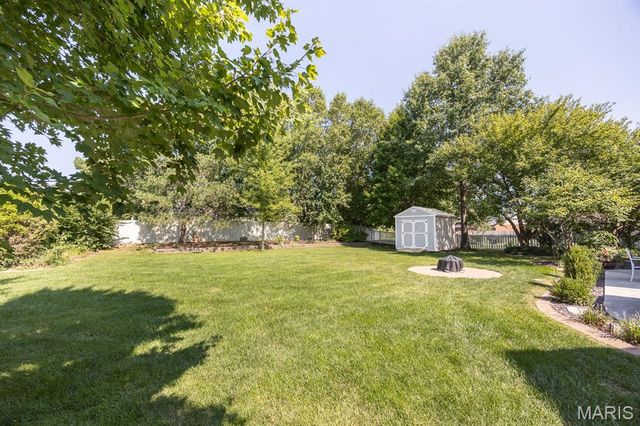 132 Callaway Court, O'fallon, IL 62269