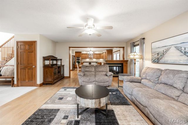 132 Callaway Court, O'fallon, IL 62269
