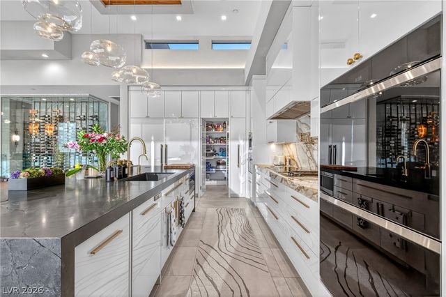 635 Cityview Ridge Drive, Henderson, NV 89012