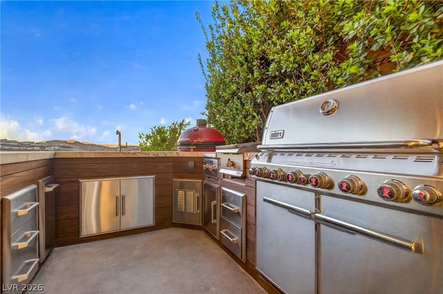 635 Cityview Ridge Drive, Henderson, NV 89012