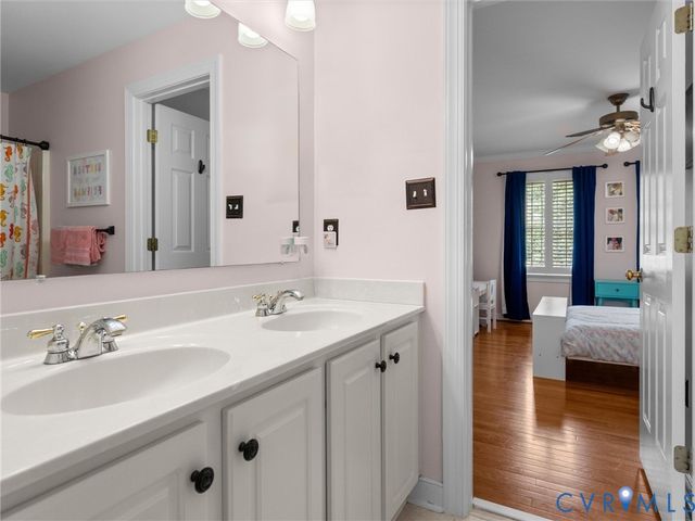 1124 Kingham Dr, Chesterfield, VA 23114