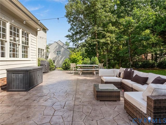 1124 Kingham Dr, Chesterfield, VA 23114