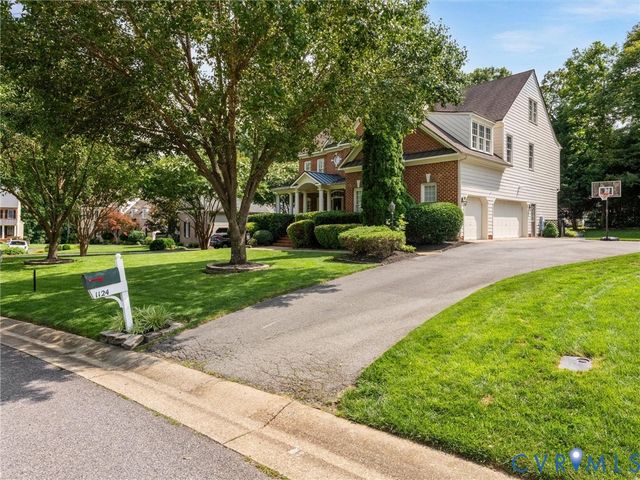 1124 Kingham Dr, Chesterfield, VA 23114