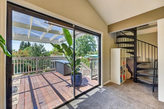 102 Puffer Way, Folsom, CA 95630
