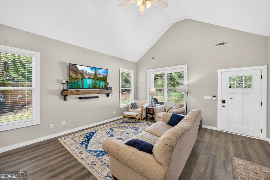694 Railroad Avenue, Comer, GA 30629 — photo 4