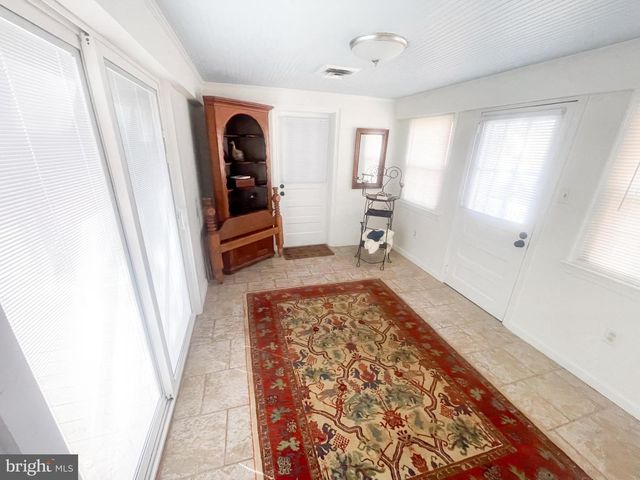 528 W COLLEGE AVE, Salisbury, MD 21801