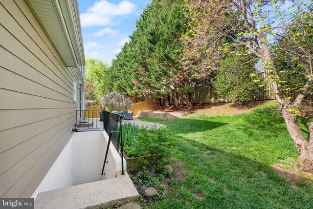 12652 TERRYMILL DR, Herndon, VA 20170