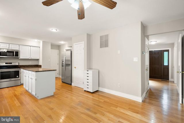 12652 TERRYMILL DR, Herndon, VA 20170