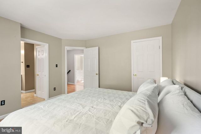 12652 TERRYMILL DR, Herndon, VA 20170