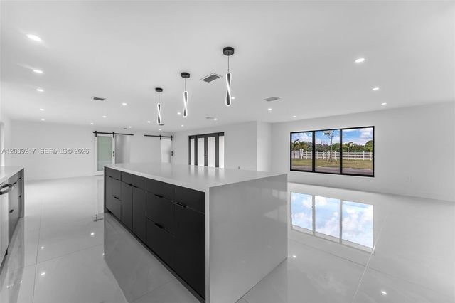29855 SW 208th Ave, Homestead, FL 33030