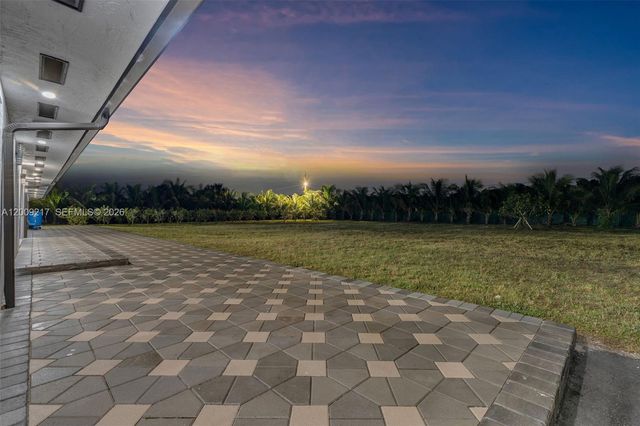 29855 SW 208th Ave, Homestead, FL 33030