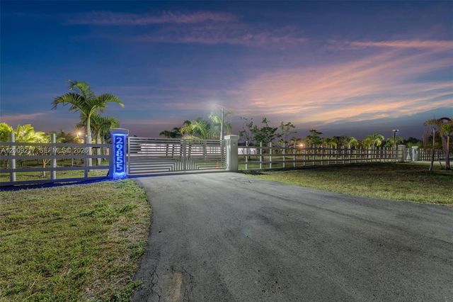 29855 SW 208th Ave, Homestead, FL 33030