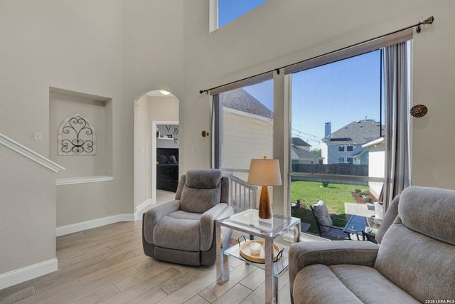 2738 SUMMIT VW, San Antonio, TX 78261