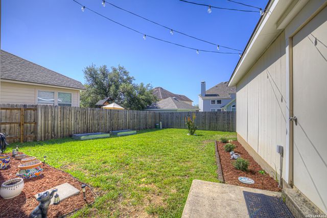 2738 SUMMIT VW, San Antonio, TX 78261