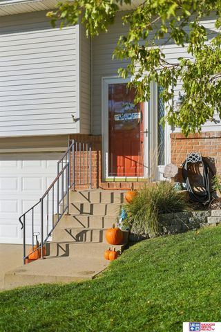 13830 Newgate Street, Waverly, NE 68462