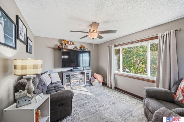 13830 Newgate Street, Waverly, NE 68462