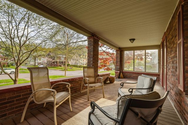 340 11th Ave W, Huntington, WV 25701